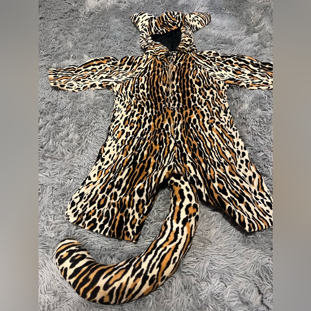 Cheetah /leopard  Halloween Costume